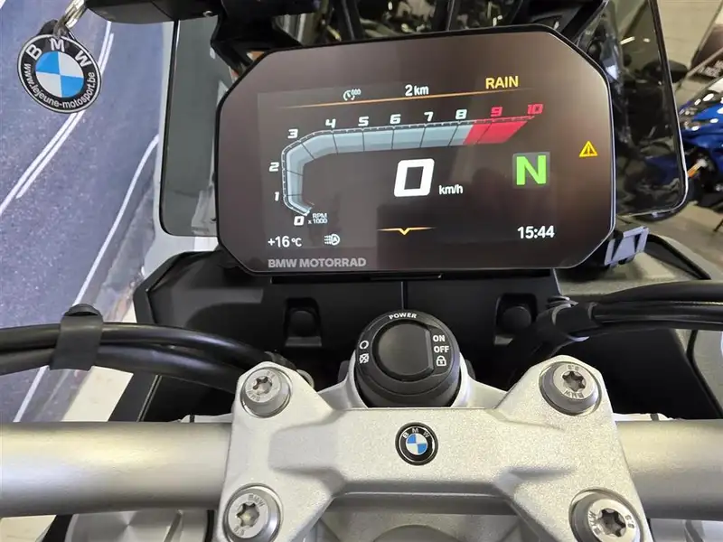 BMW F 900 GS - foto 5