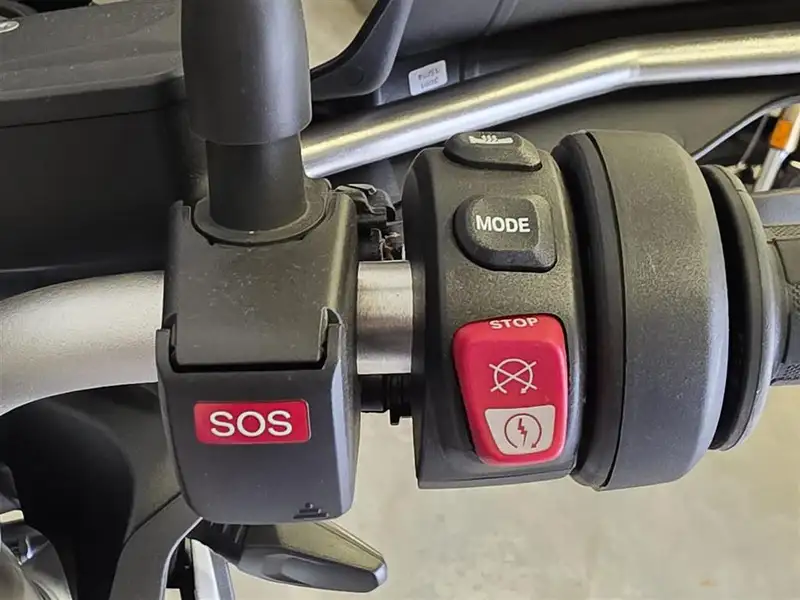 BMW F 900 GS - foto 6