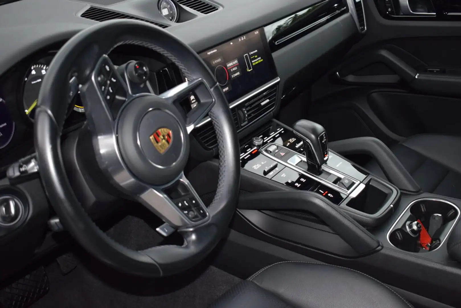 Porsche Cayenne E-Hybrid wie neu garantie Schwarz - 2