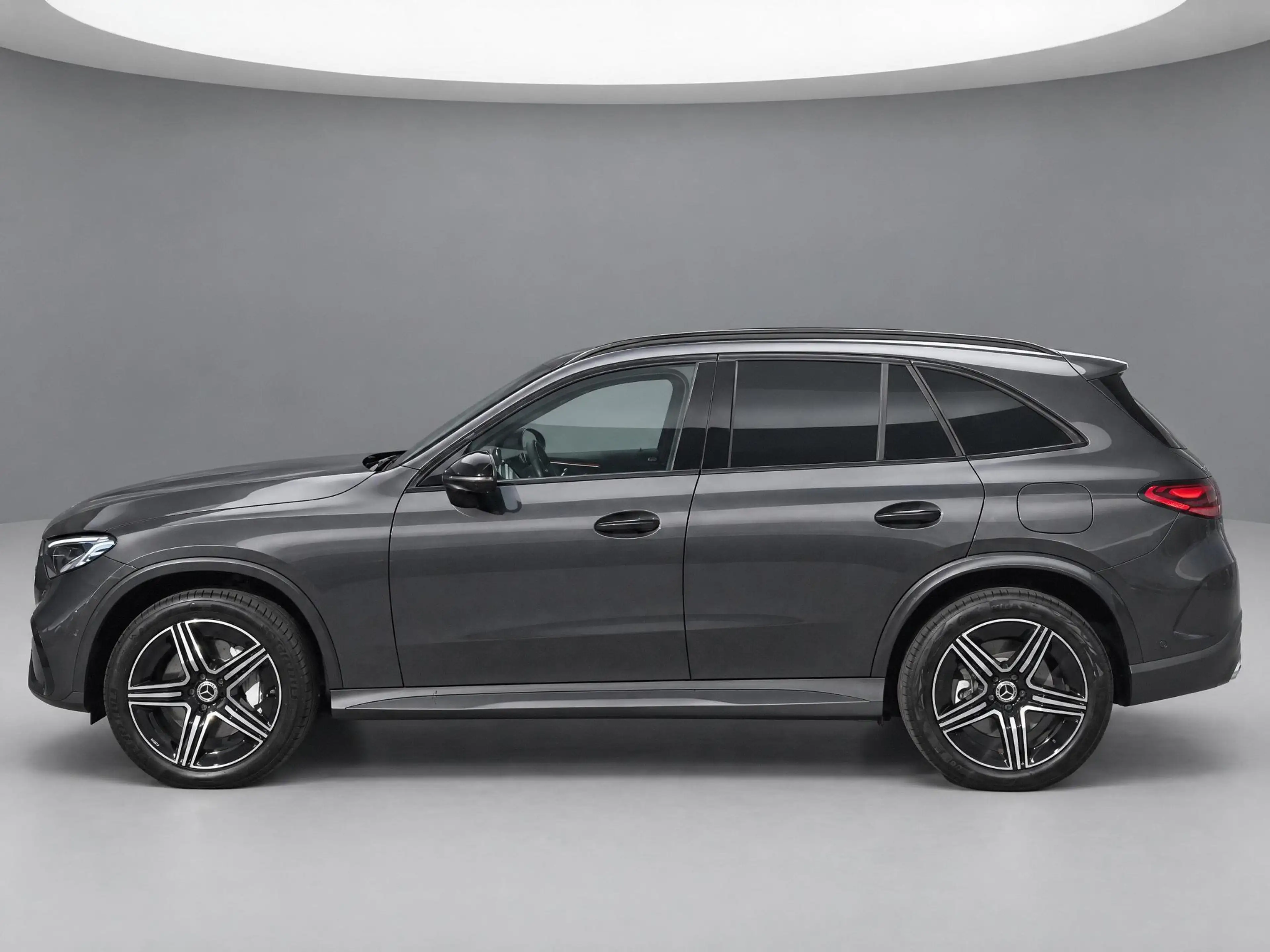 Mercedes-Benz GLC 300 300e 4MATIC AMG Line Panoramadak| Trekhaak | Panor — photo 4