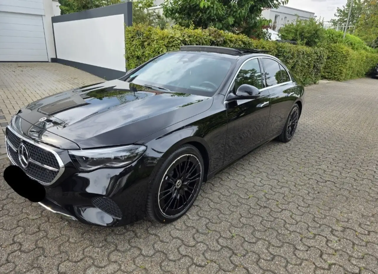 Mercedes-Benz E 200