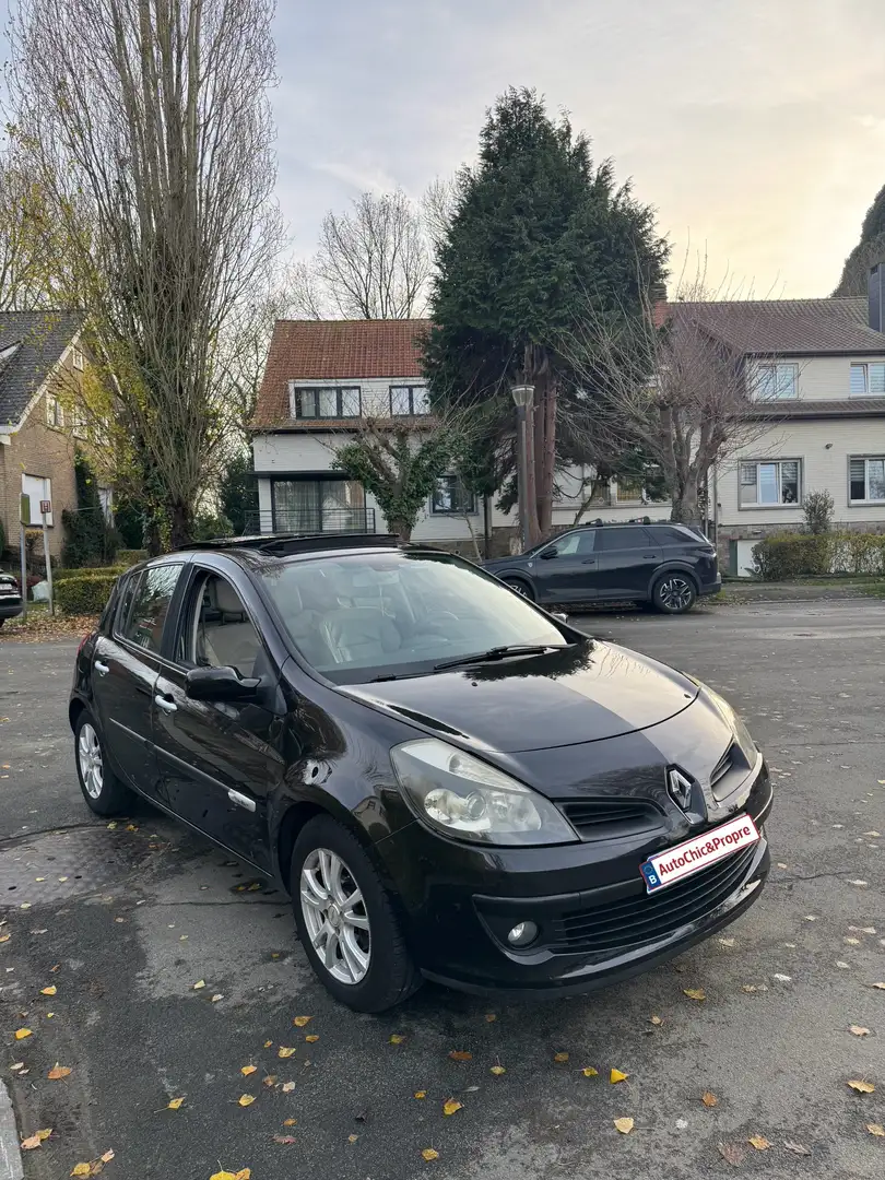 Renault Clio 1.6i 16v Initiale Paris Toit Pano & Boite auto Noir - 2