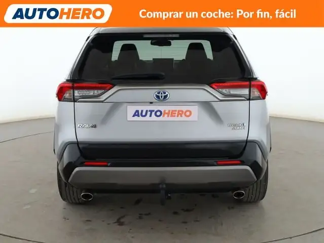 Toyota Rav4 view 5