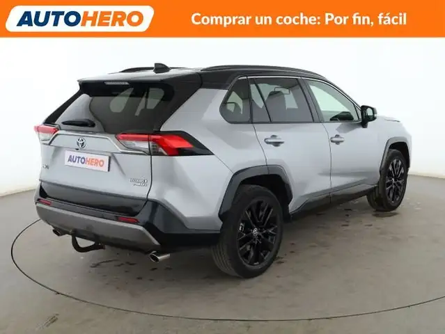 Toyota Rav4 view 6