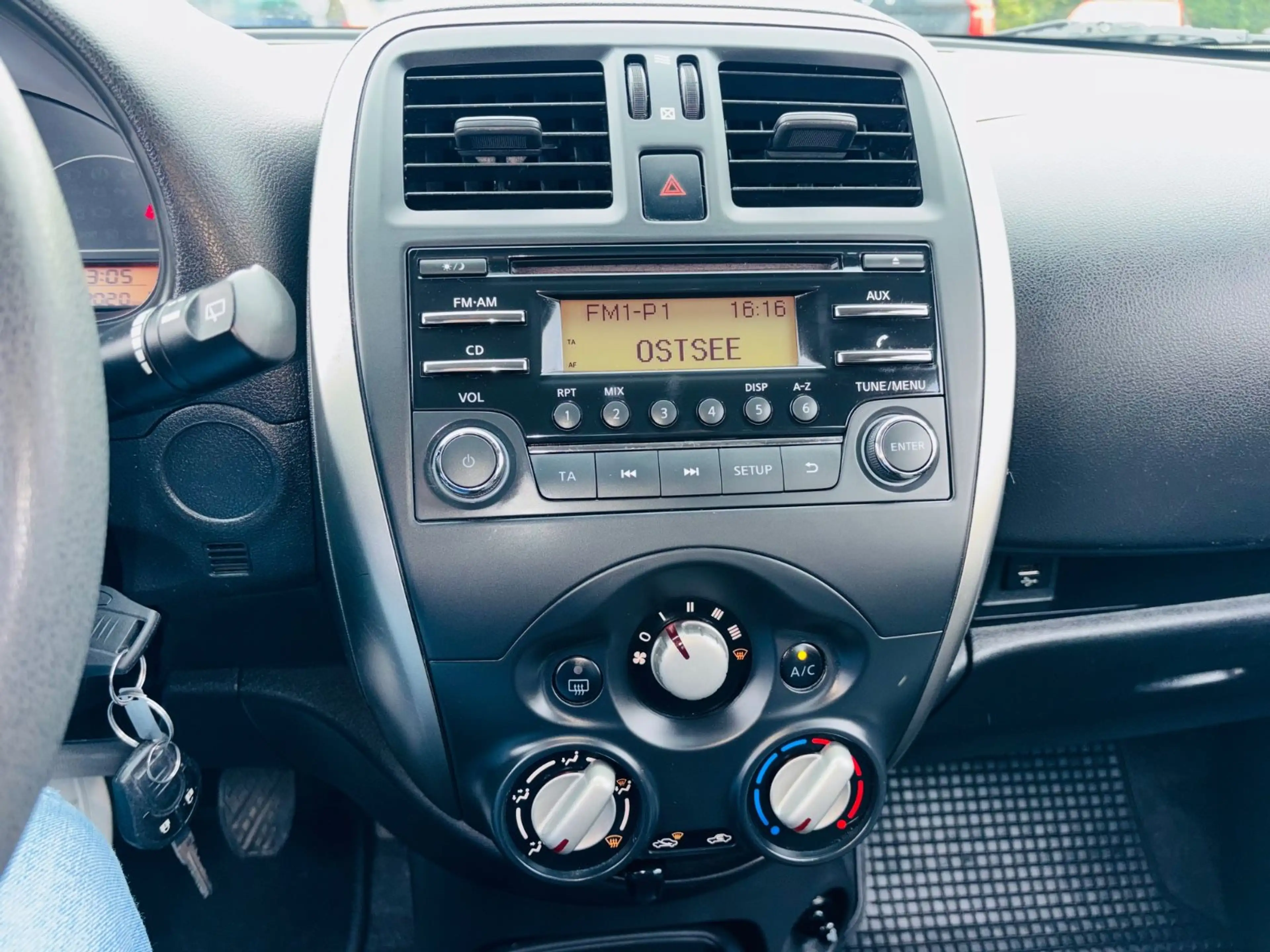 Nissan Micra KLIMA, Chekheft n.b.Nissan,Allwetter,TÜV — photo 6