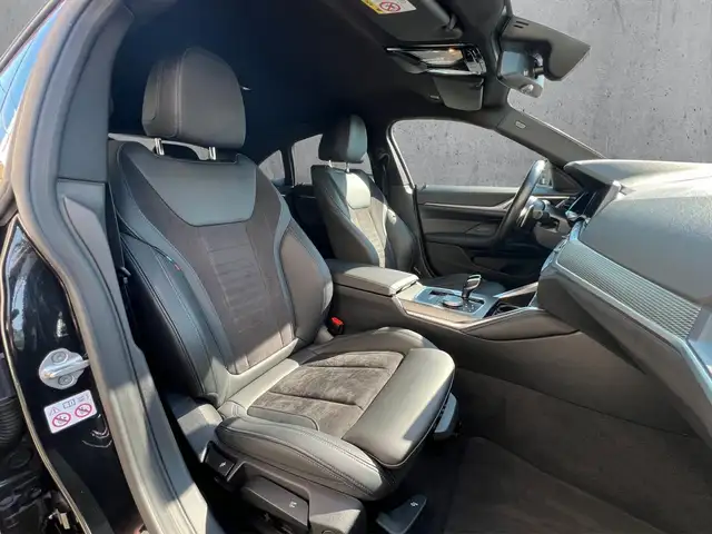 BMW 4 Series view 14