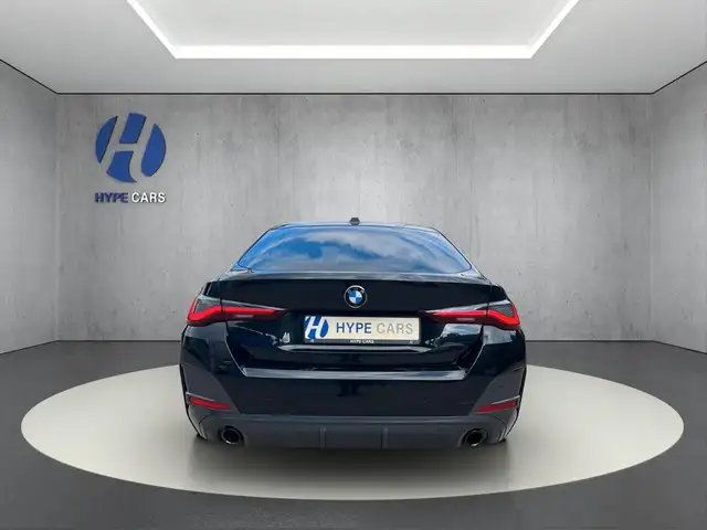 BMW 4 Series view 8