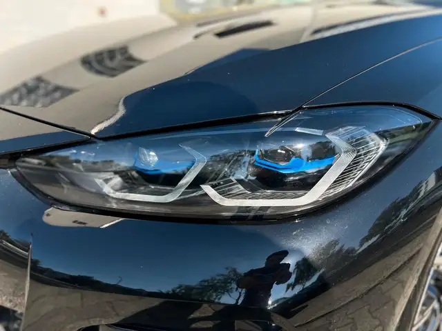 BMW 4 Series view 9