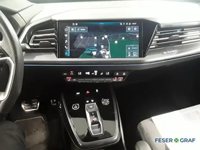 Audi Q4 E-Tron view 8