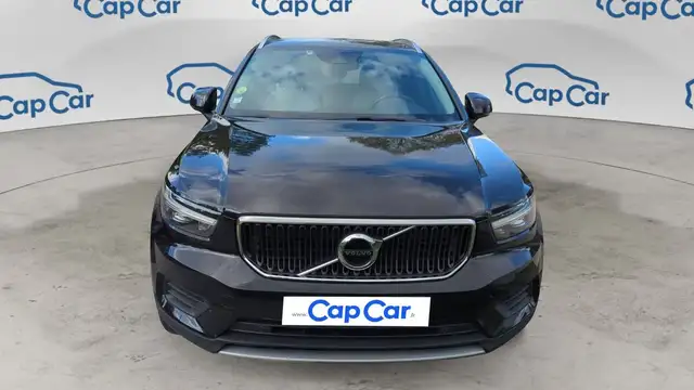 Volvo XC40 view 5