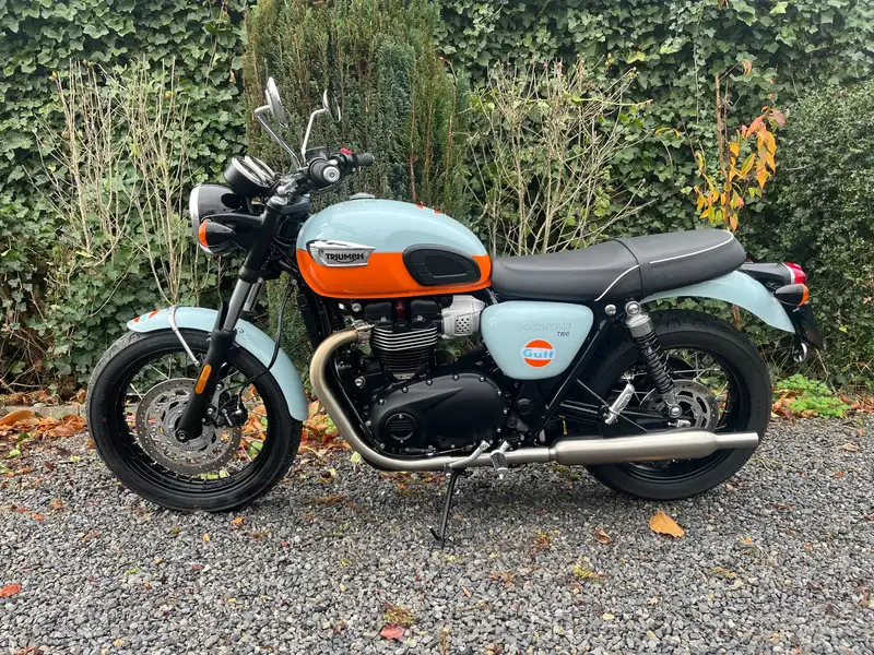 Triumph Bonneville T100 - foto 4