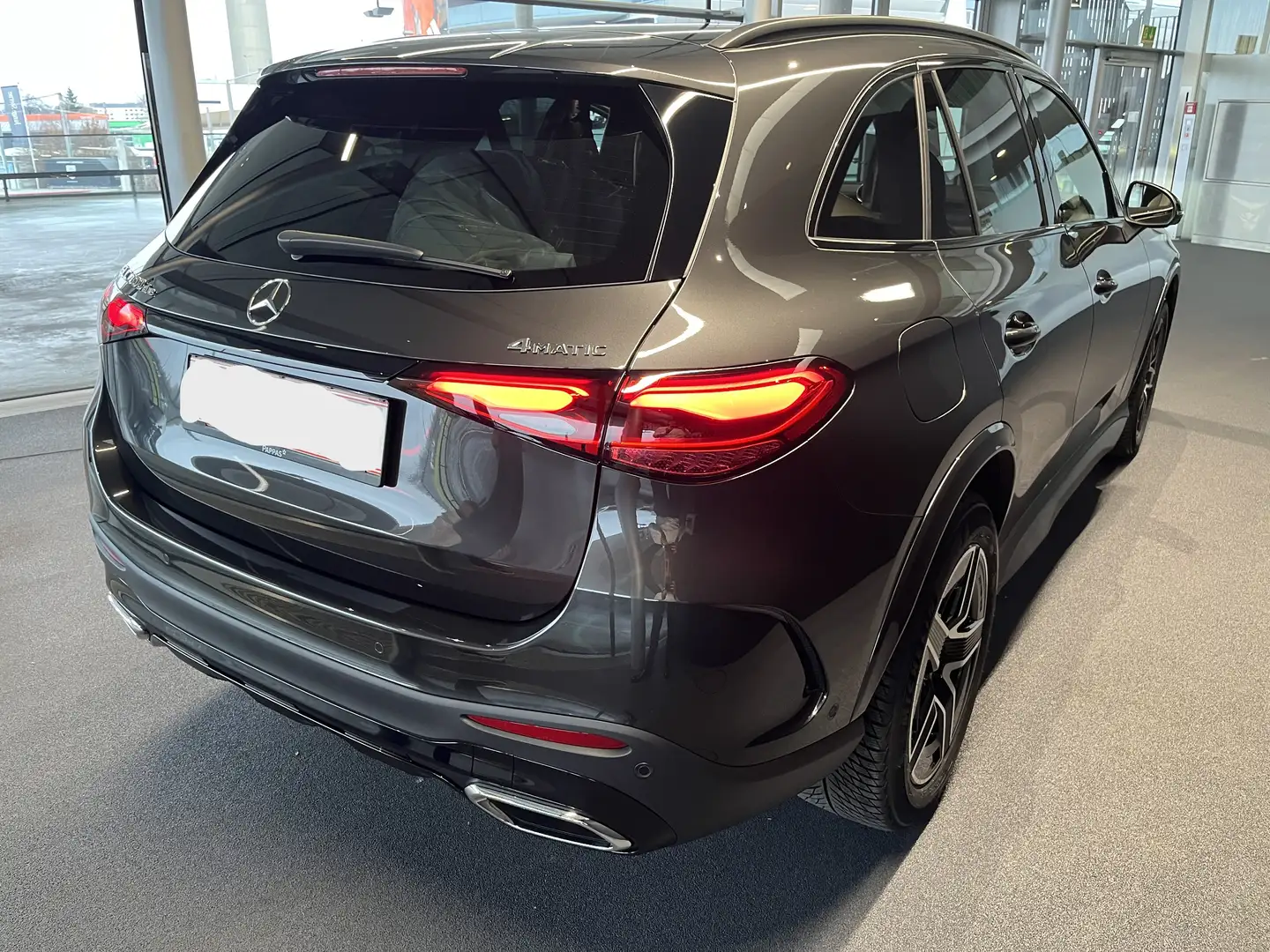 Mercedes-Benz GLC 300 GLC 300 de 4MATIC AMG Line Garantie bis 12/2029 Di Grau - 2