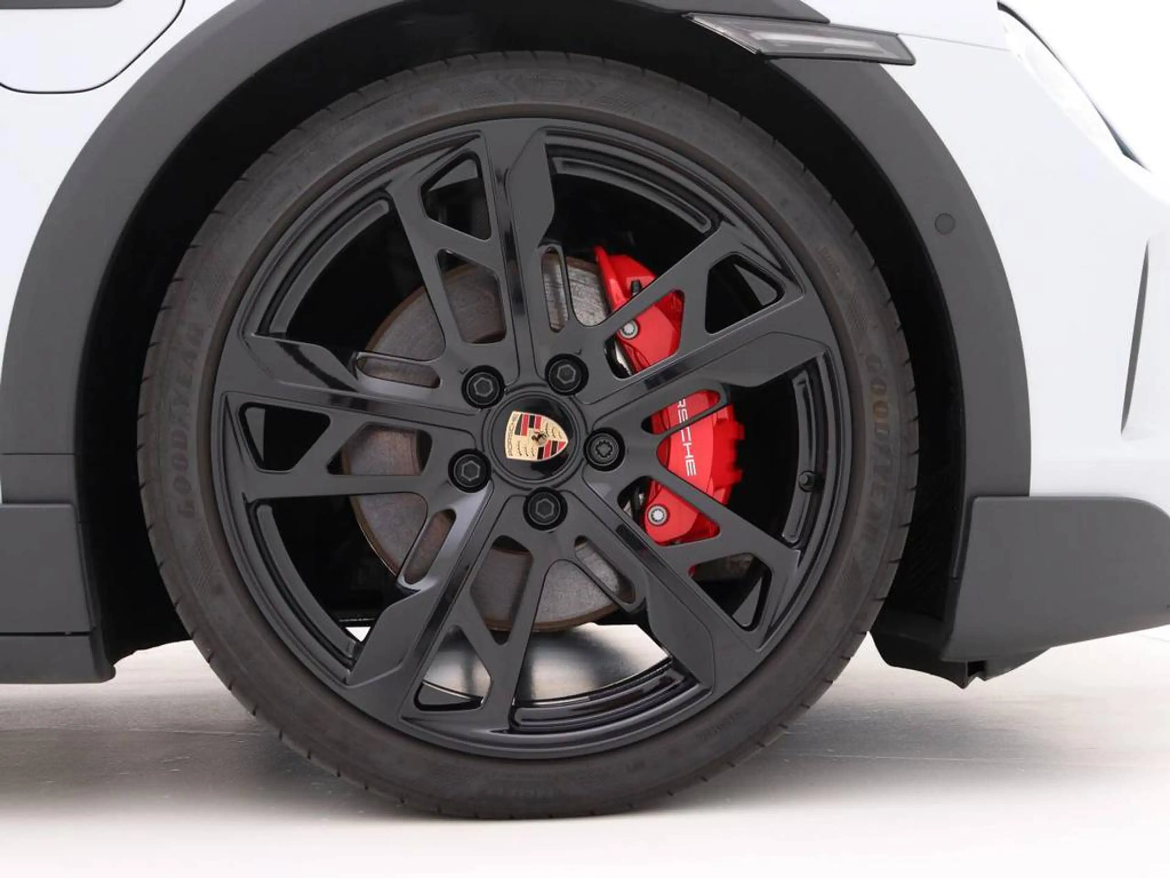 Porsche Taycan Taycan 4S Cross Turismo — photo 15