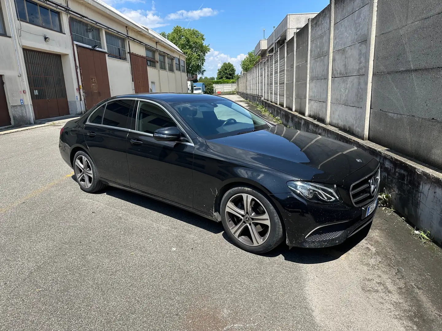 Mercedes-Benz E 200 E 200 d Business Sport auto Nero - 1