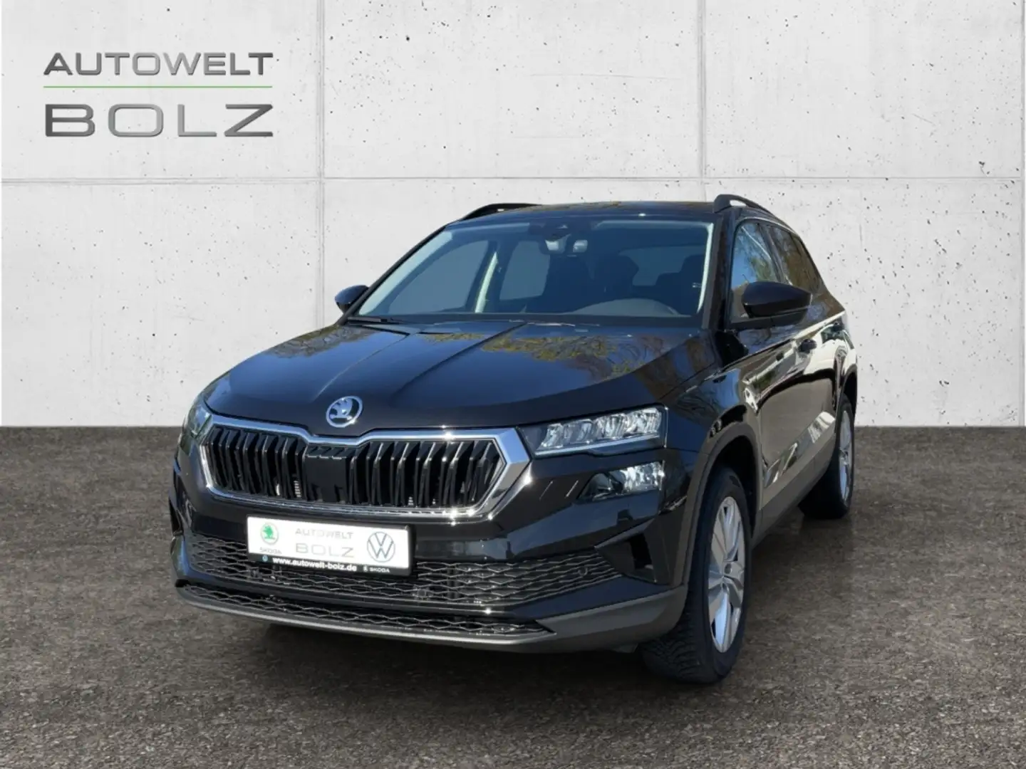 Skoda Karoq Selection 1.5 TSI DigiCock LED Kamera Apple CarPla Black - 1