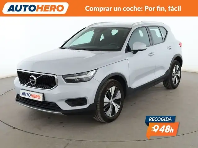 2020 Volvo XC40 in White for sale