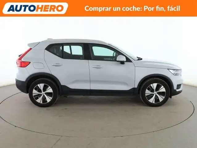 Volvo XC40 view 7