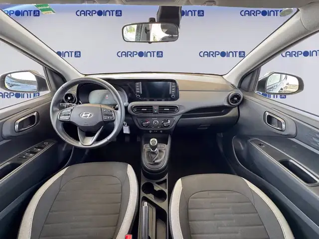 Hyundai i10 view 10