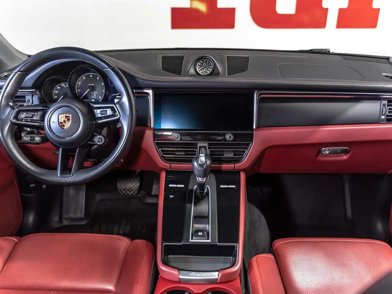 Porsche Macan снимка Porsche Macan
