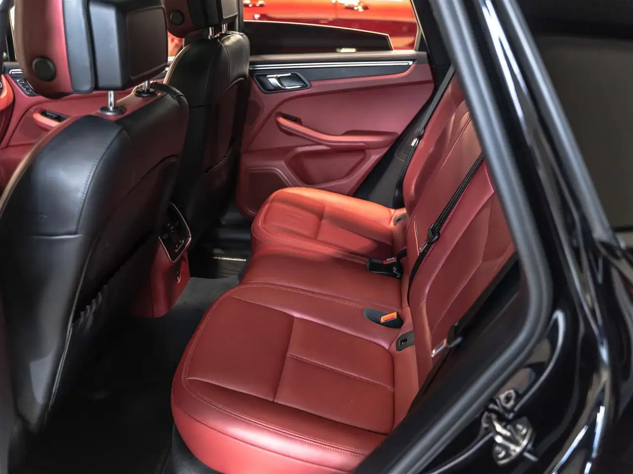 Porsche Macan снимка Porsche Macan