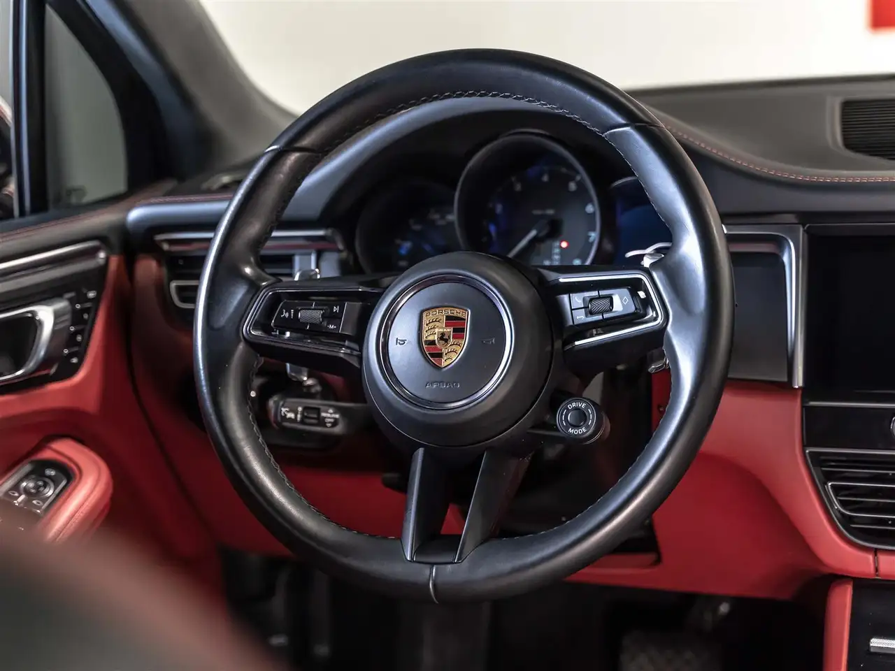 Porsche Macan снимка Porsche Macan