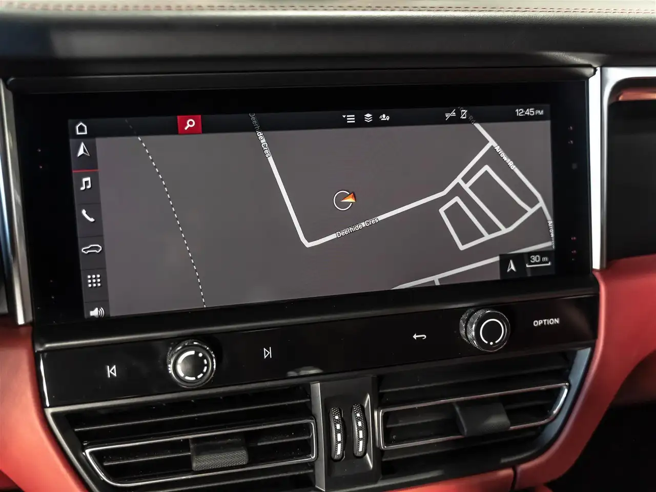 Porsche Macan снимка Porsche Macan