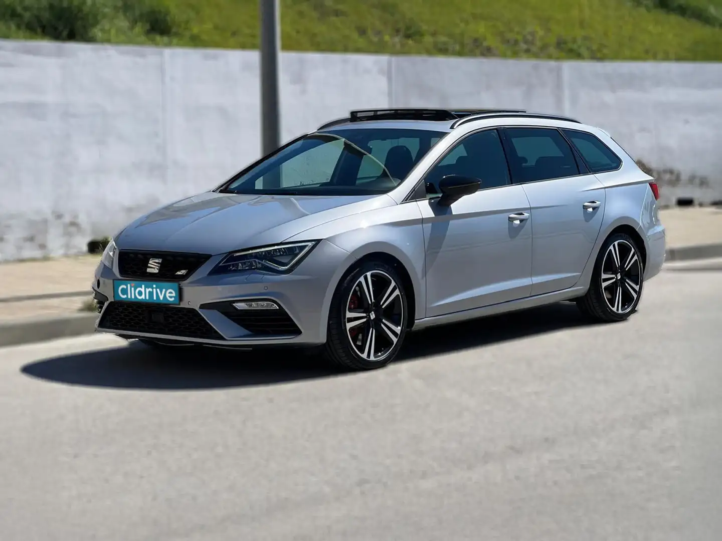 SEAT Leon ST 2.0 TSI S&S Cupra 4Drive DSG 300 Gris - 2