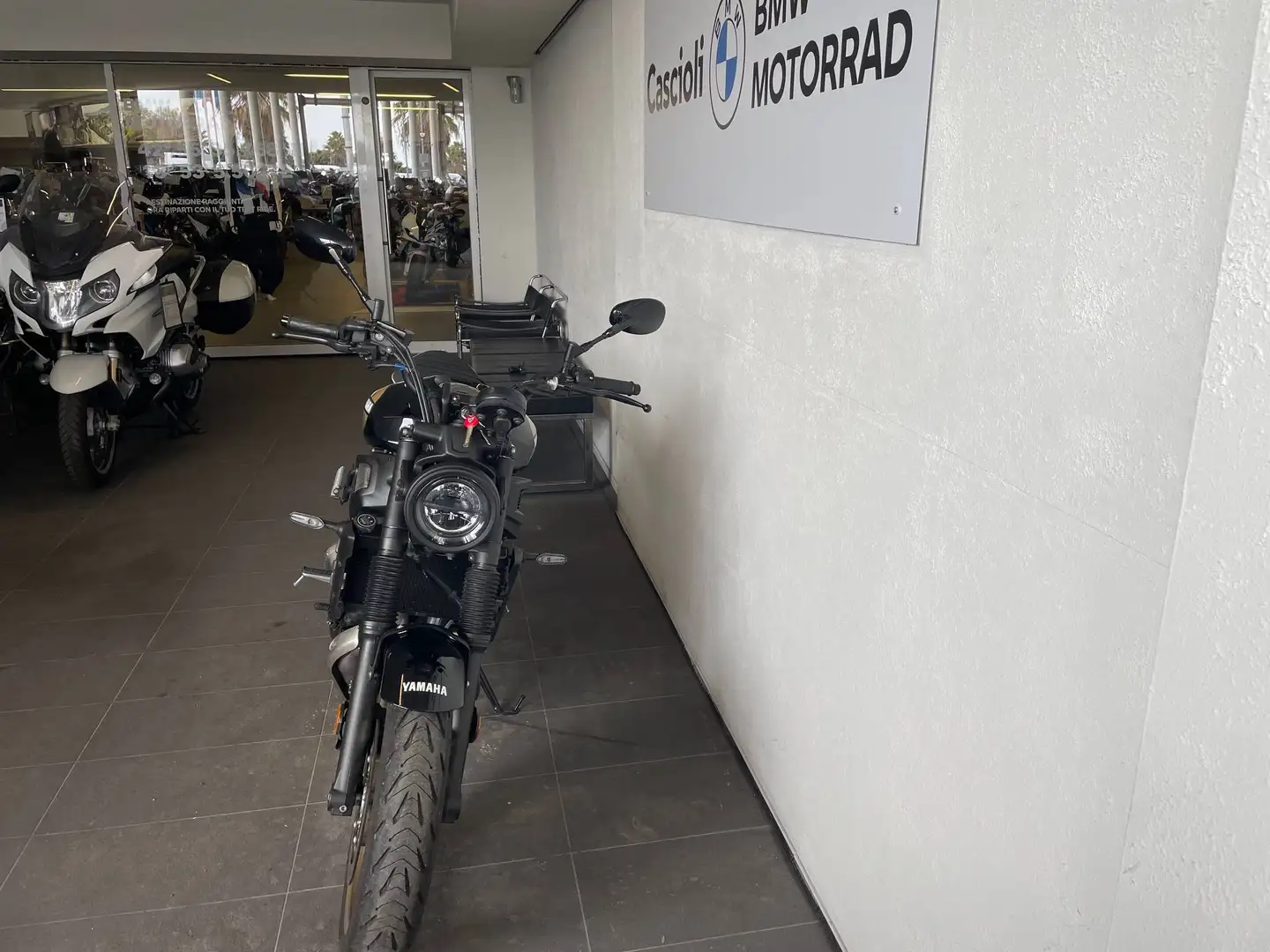 Yamaha XSR 700 Abs my22 Černá - 2