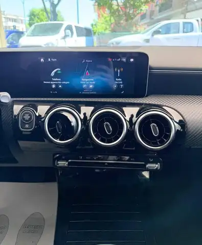 Mercedes-Benz A-Class view 14