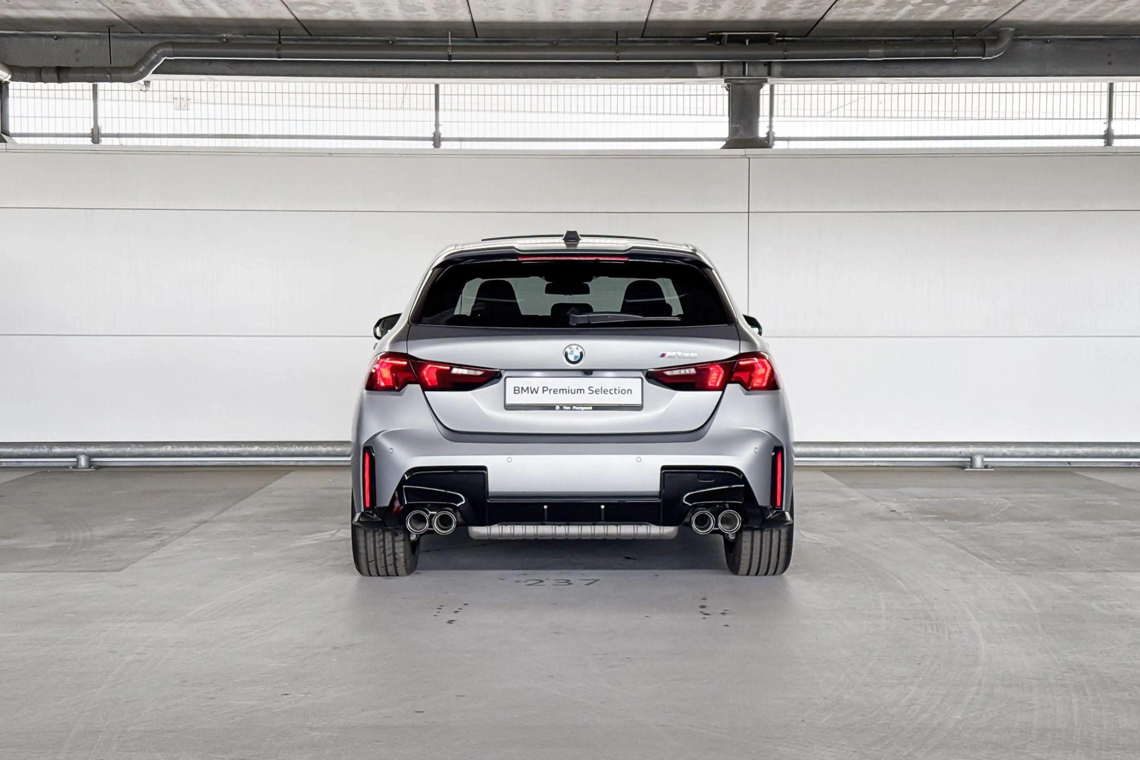 BMW 135 1 Serie M135 xDrive | M Sportpakket Pro | Premium — photo 7