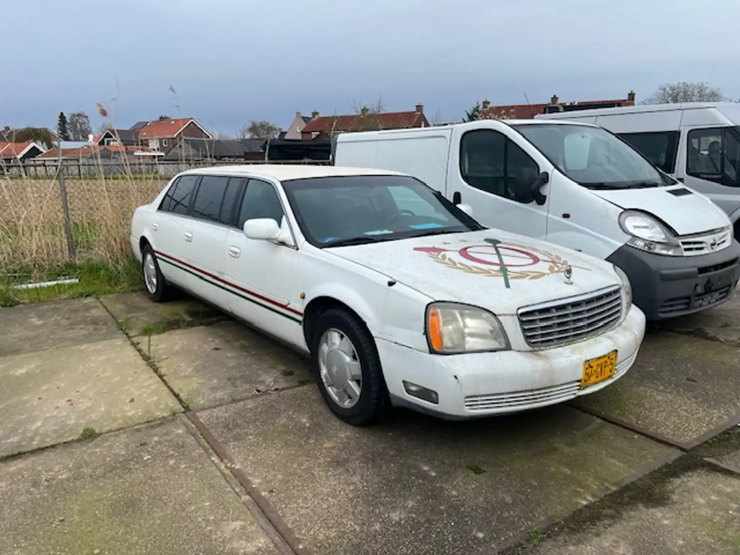 Cadillac Deville limo *Hemelvaartsdag Open!* Bílá - 2