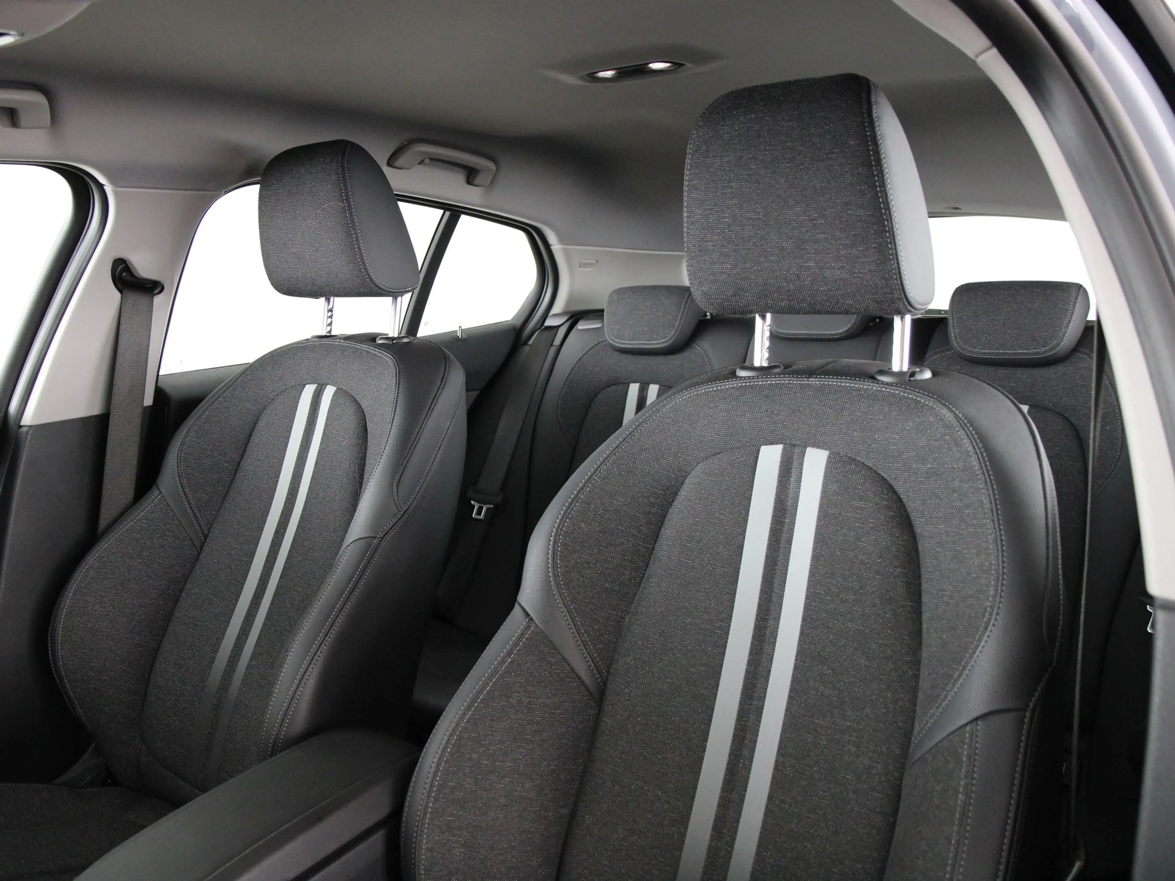 BMW 118 1 Serie 118i Sport Line — photo 5