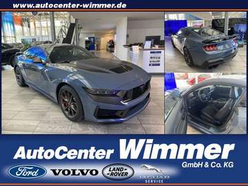 Fastback 5.0 Ti-VCT V8 Dark Horse LED