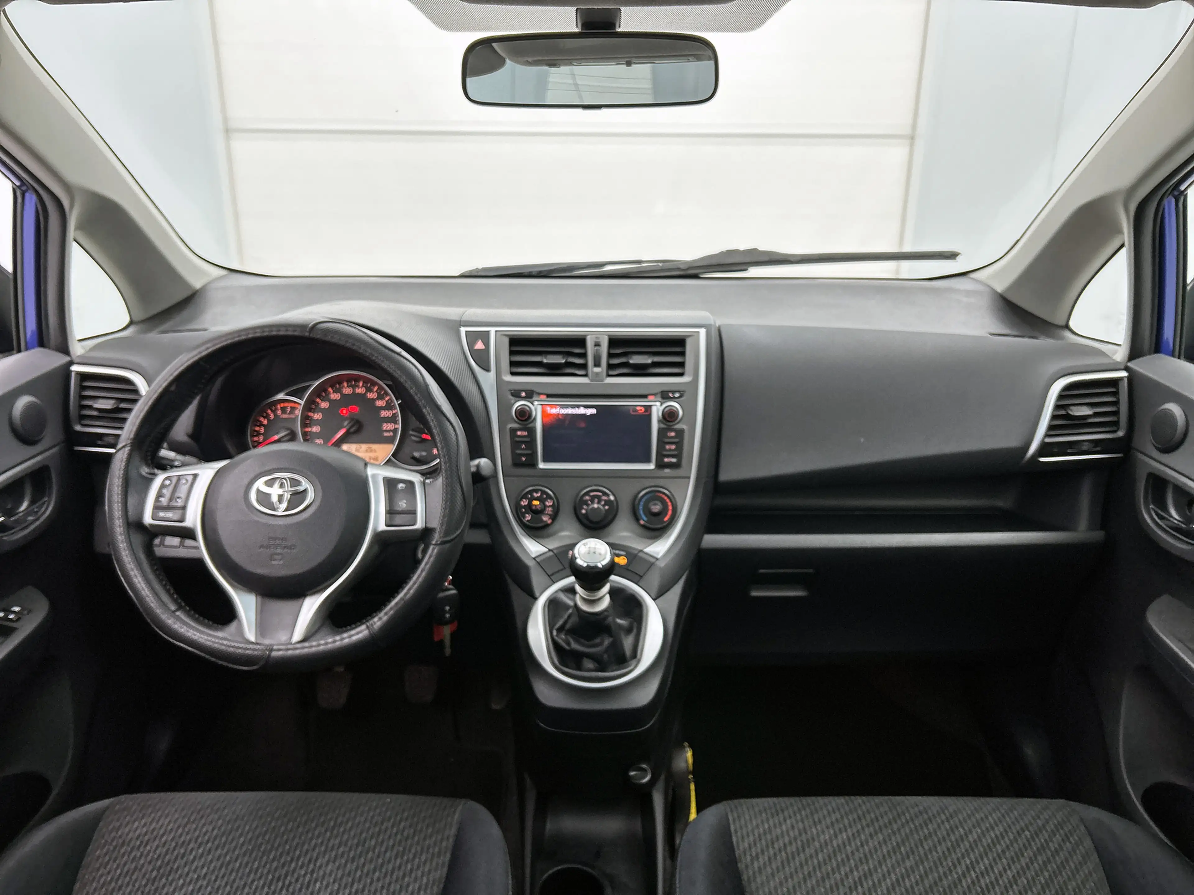 Toyota Verso-S 1.3 VVT-i Aspiration | Pano | Bluetooth | Airco | — photo 5