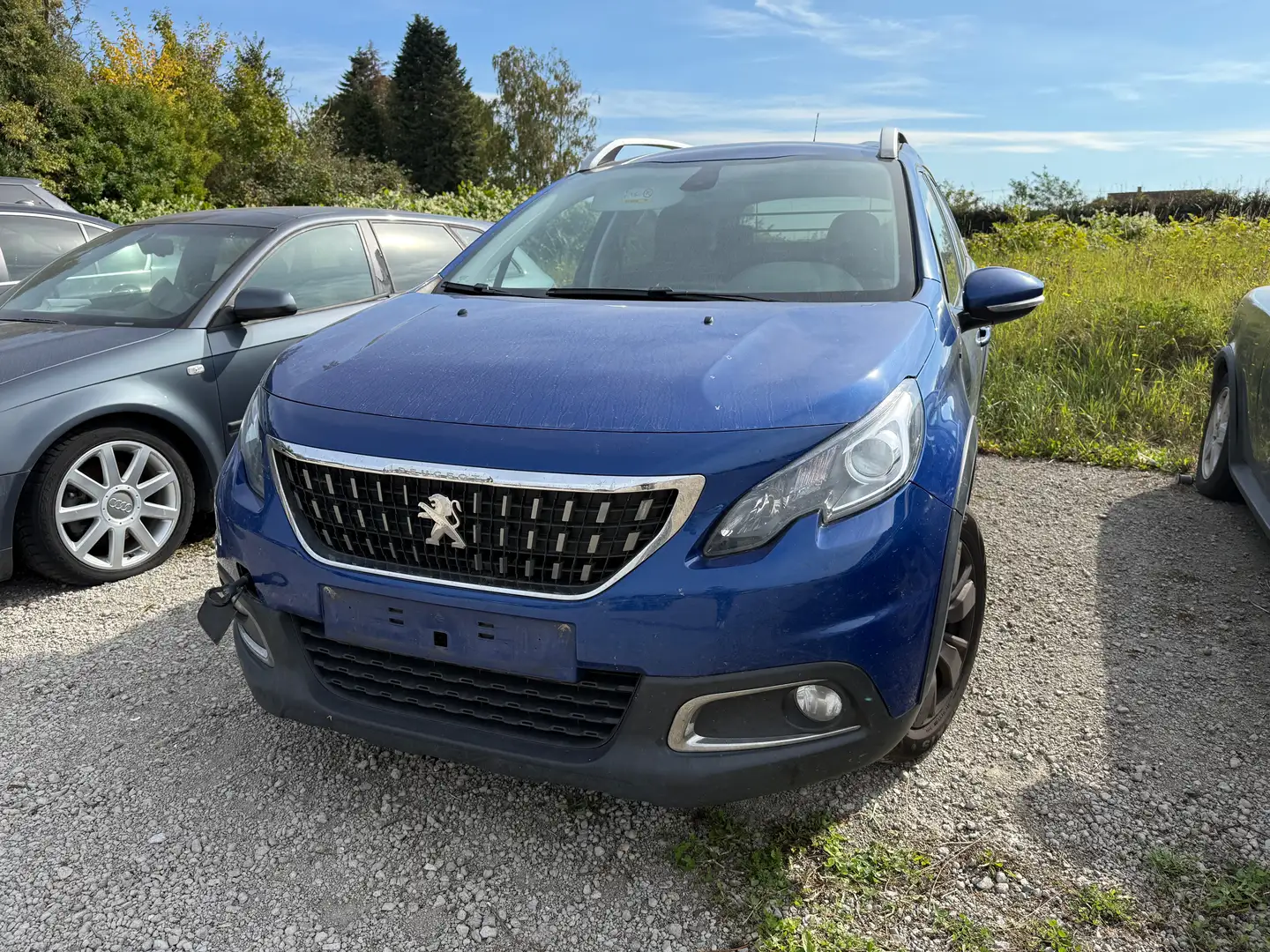 Peugeot 2008 2008 1.5 BlueHDi Signature S Bleu - 2