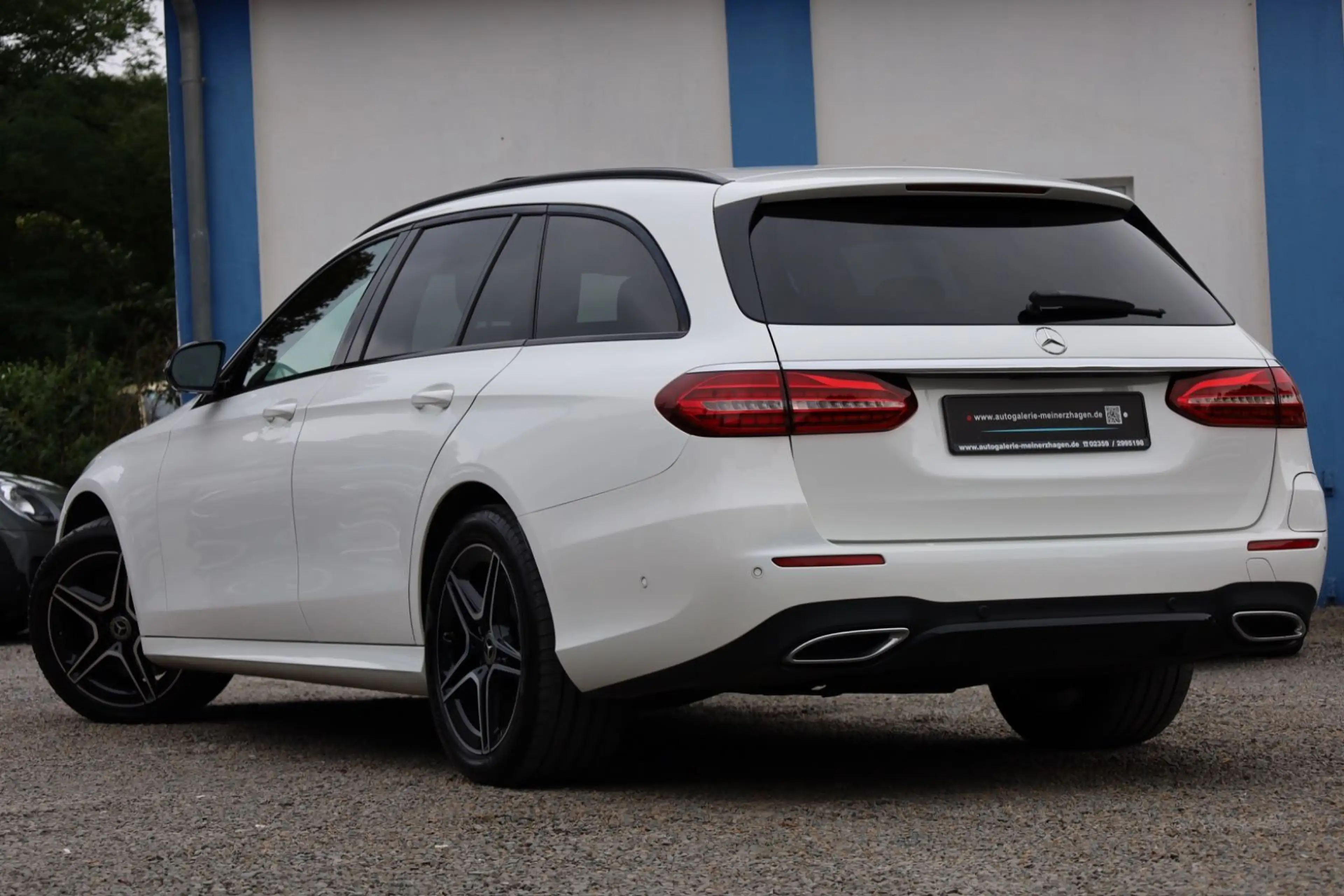 Mercedes-Benz E 300 de T/PANO/BURMESTER/3x AMG/MEMORY/VOLL!/36 — photo 6