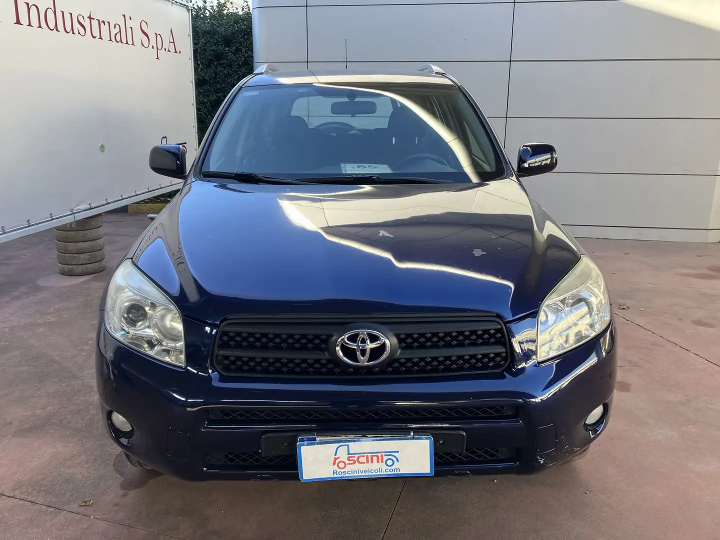 Toyota RAV 4 RAV4 2.2 D-4D 136 CV Blau - 2