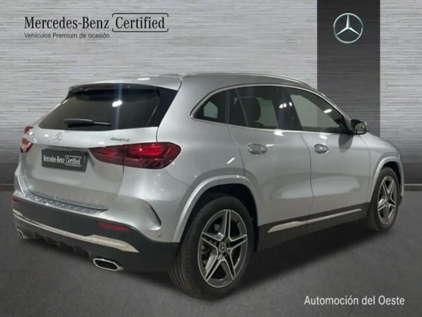Mercedes-Benz GLA 200 200d 4Matic 8G-DCT Plateado - 2