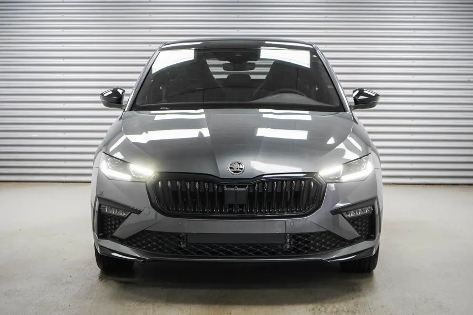 Skoda Scala 1,5 TSI DSG Monte Carlo - LAGER 110 kW (150 PS)... Grau - 2