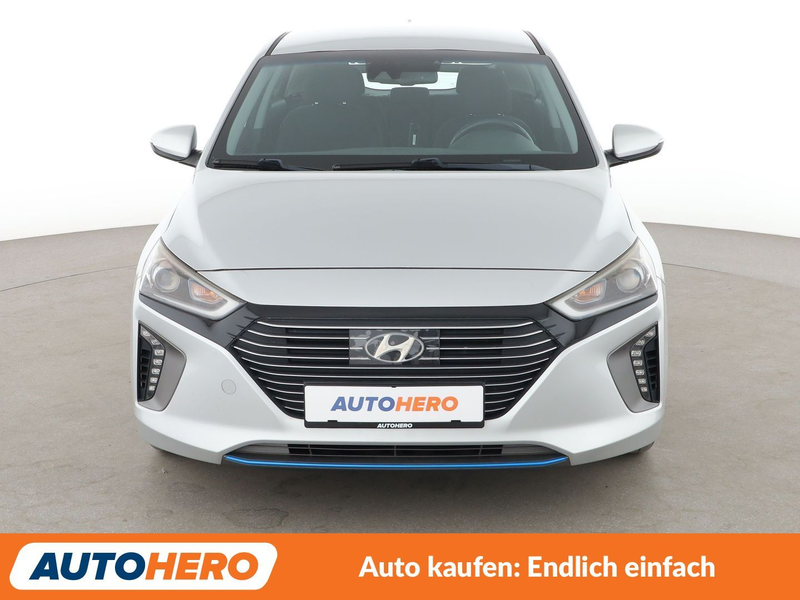 Hyundai IONIQ 1.6 Hybrid Style Aut.*NAVI*XENON*ACC*SPUR*KLIMA* — photo 9