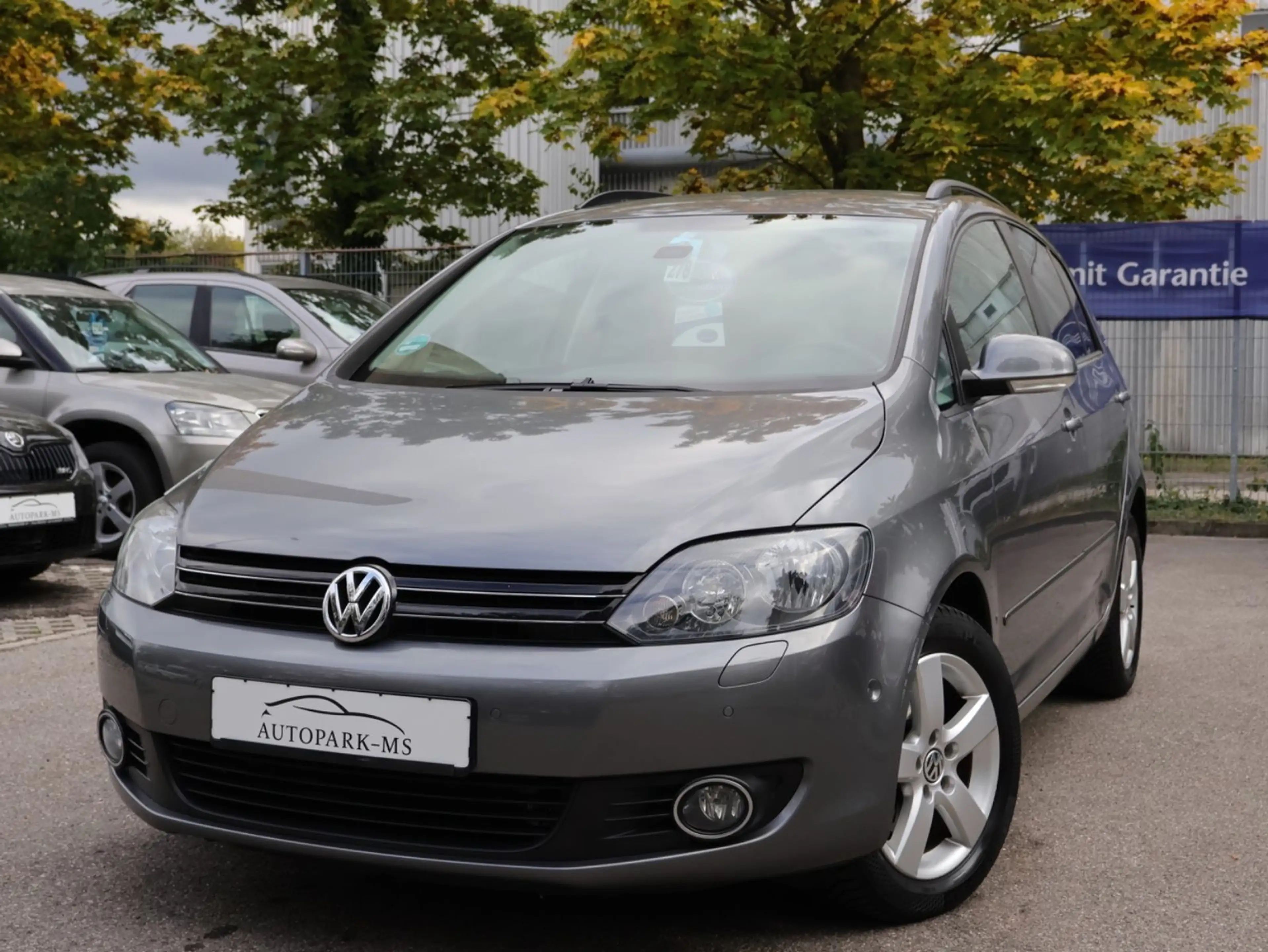 Volkswagen Golf Plus VI Team 1.6 TDI DSG nur 44.570 km