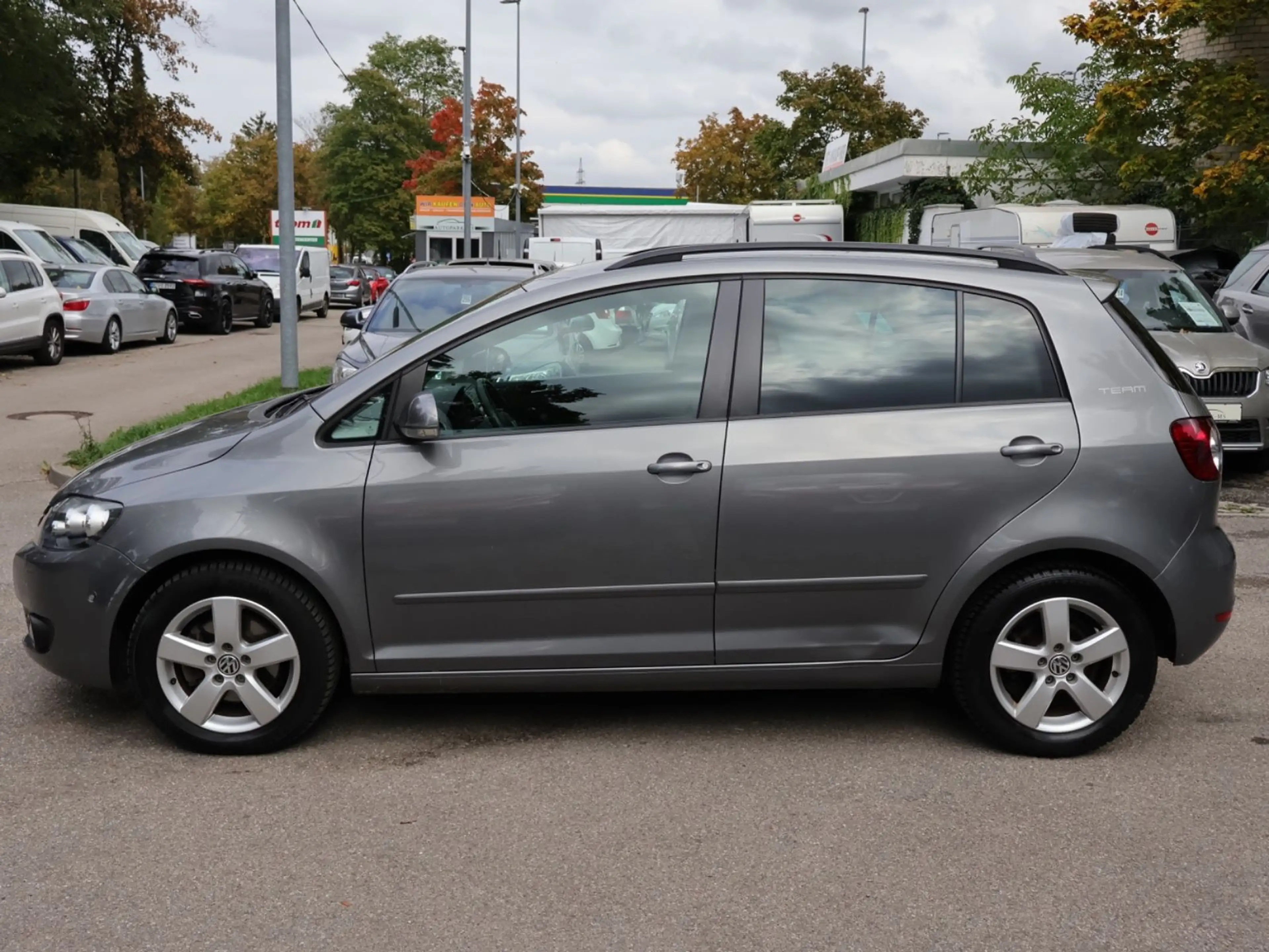 Volkswagen Golf Plus VI Team 1.6 TDI DSG nur 44.570 km — photo 8
