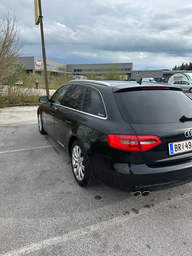 Audi A4 Avant 2,0 TDI B8 Schwarz - 2