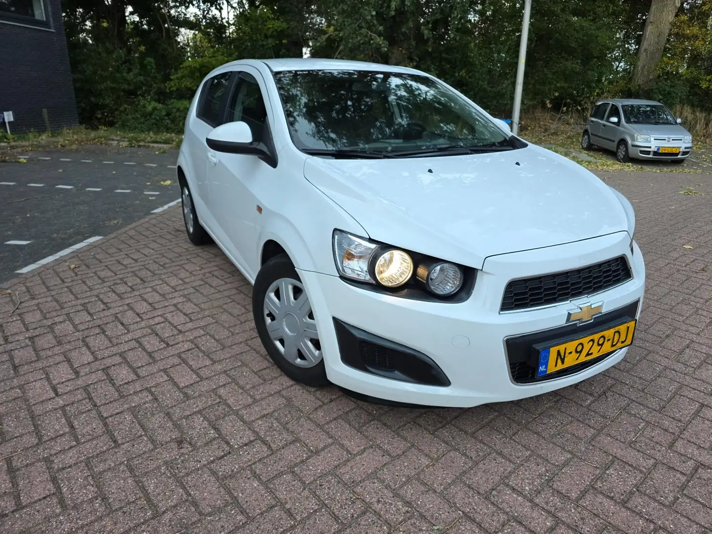 Chevrolet Aveo 1.4 LT 5-deurs elec-ramen airco new APK Wit - 1