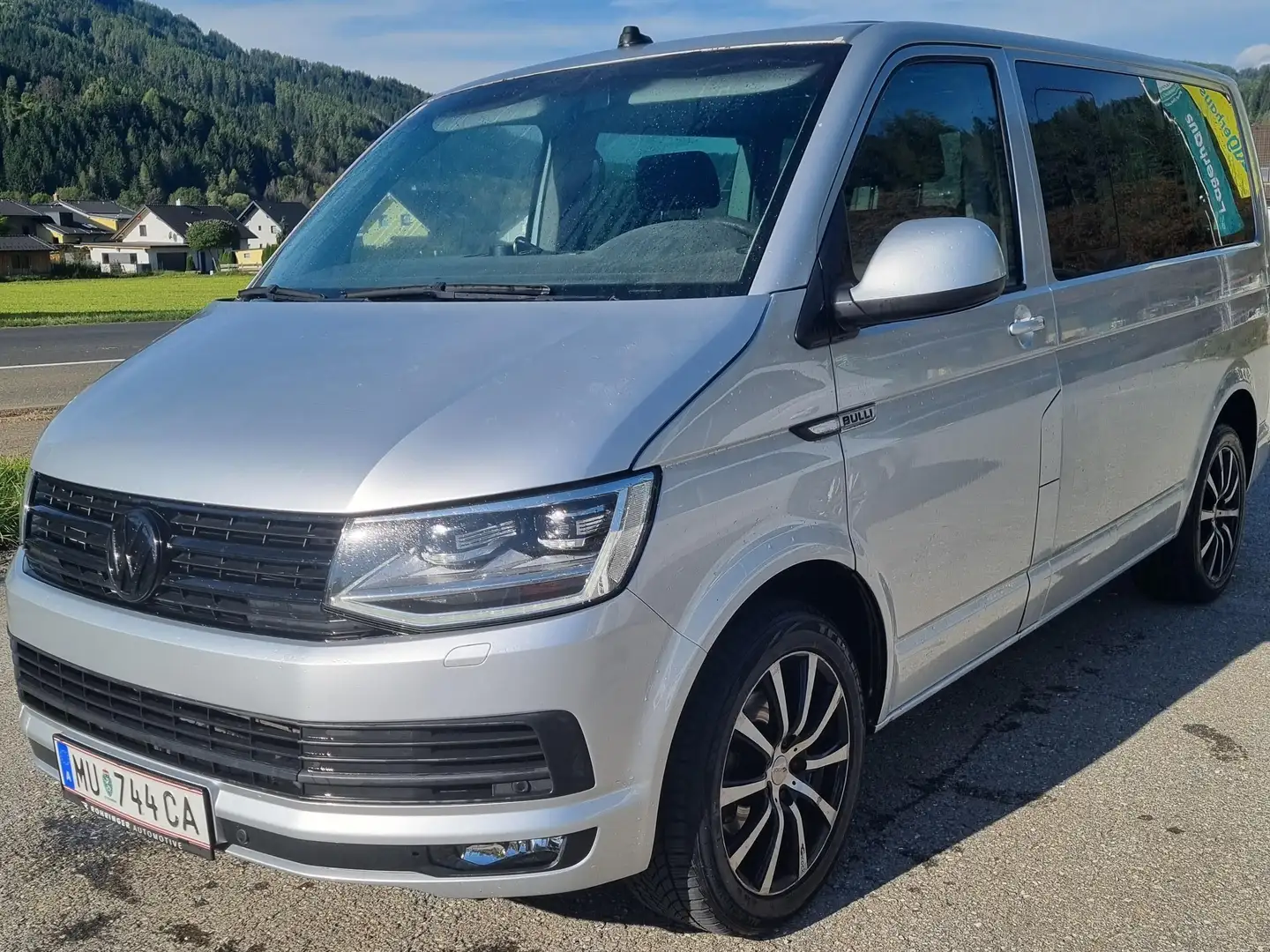 Volkswagen T5 Caravelle Caravelle 2,5 TDI D-PF Grau - 1