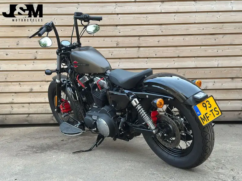 Harley-Davidson Sportster Forty Eight - foto 5