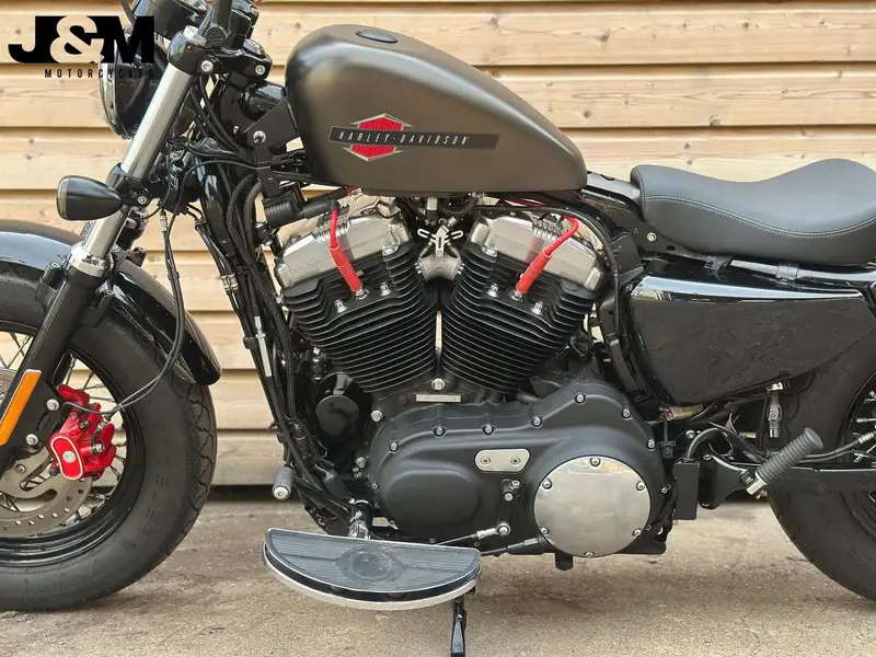 Harley-Davidson Sportster Forty Eight - foto 8