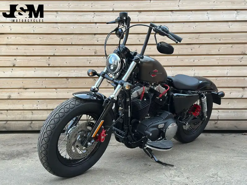 Harley-Davidson Sportster Forty Eight - foto 4