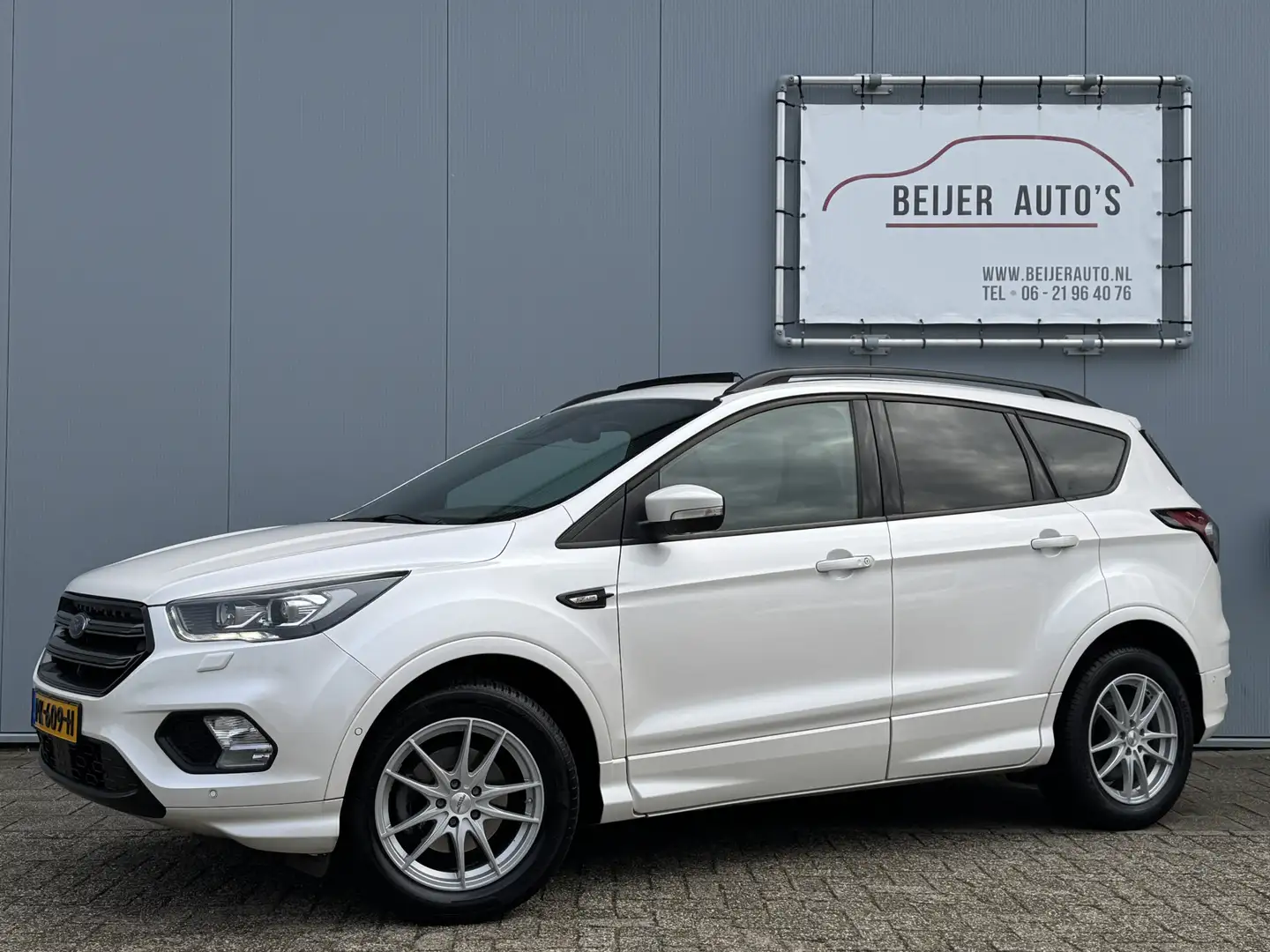Ford Kuga 1.5 EcoBoost ST Line Panorama/Apple Carplay/Climat Blanc - 1