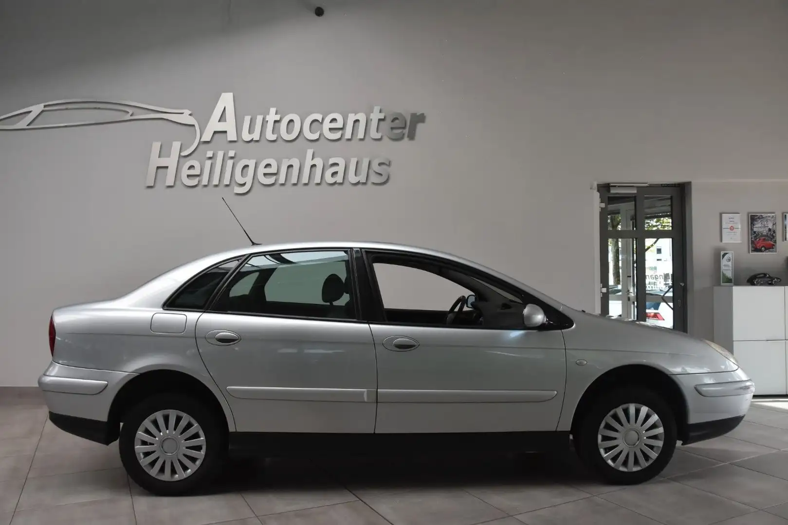 Citroen C5 2.0 16V Automatik Klimaauto PDC 1.HAND Zilver - 2
